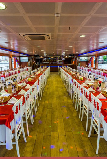Dinner Cruise By Night in Istanbul