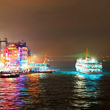 Dinner Cruise By Night in Istanbul