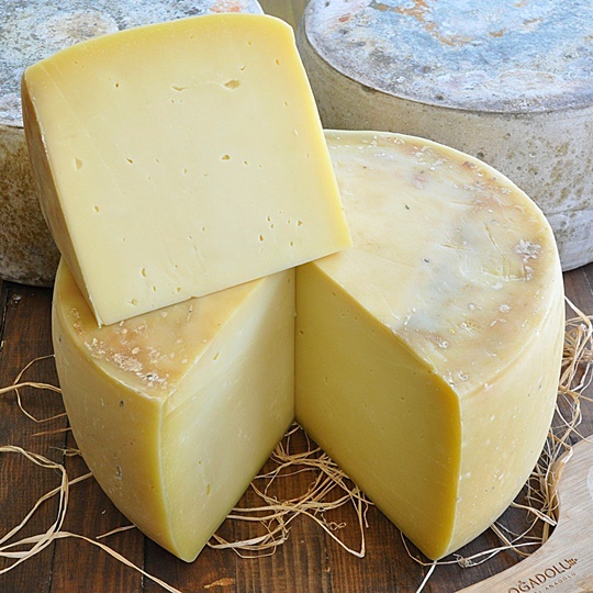 Mus Old Cheddar
