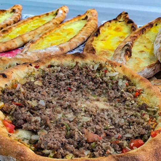Surmene Pita