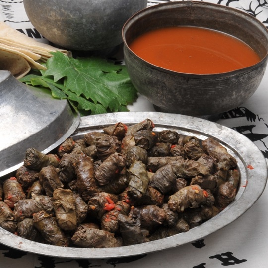 Mengen Raised Stuffing