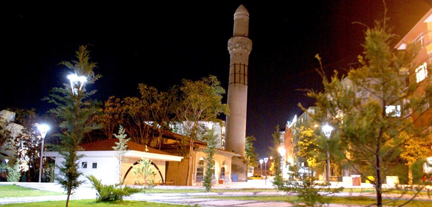 Egri (Leaning) Minaret