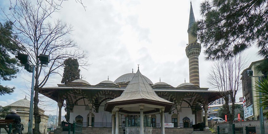 Gulbahar Hatun Mosque