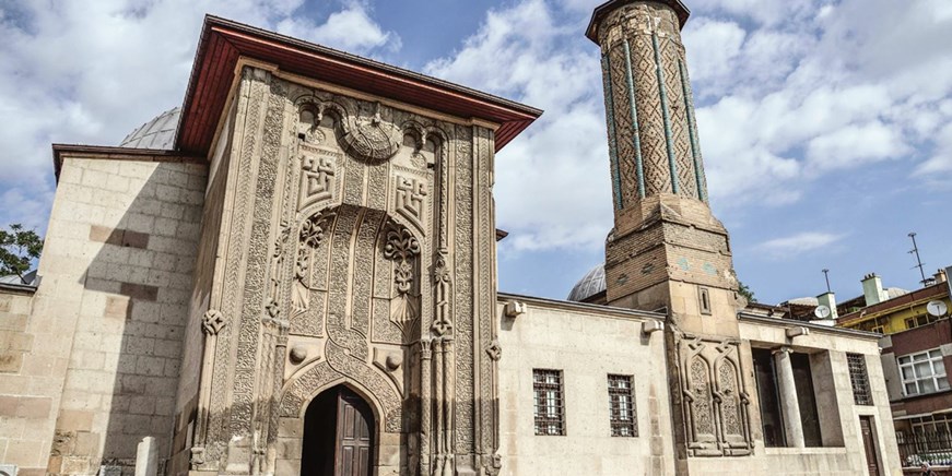 Ince Minareli Madrasah