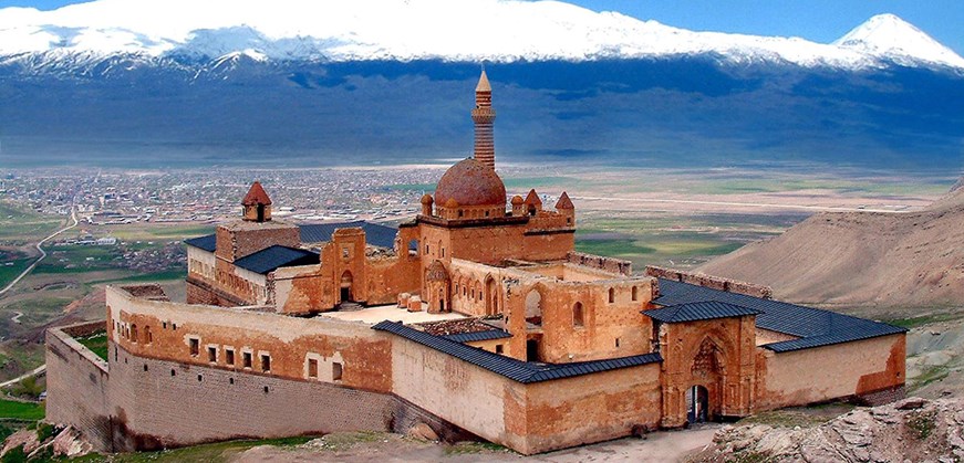 Ishakpasha Palace