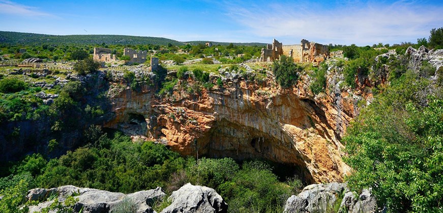 Kanlidivane Ancient City