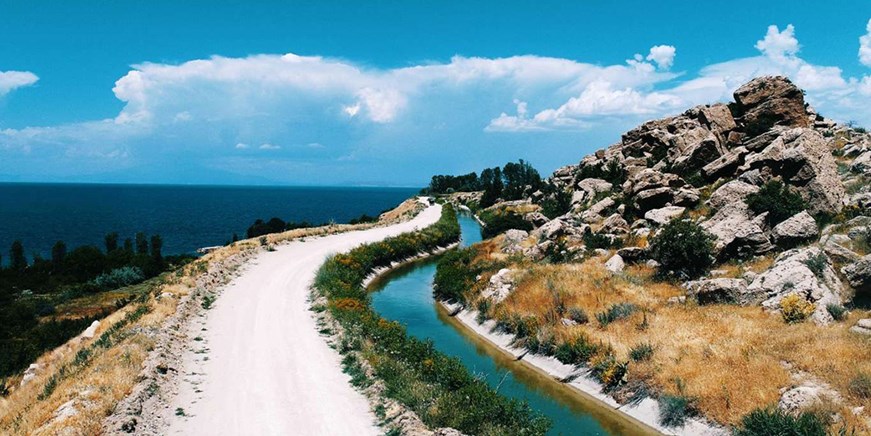 Menua Shamiram Water Canal