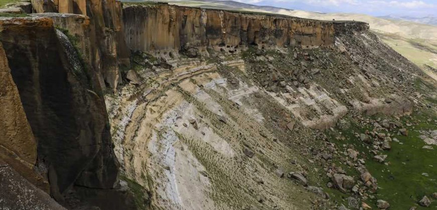 Meya Caves