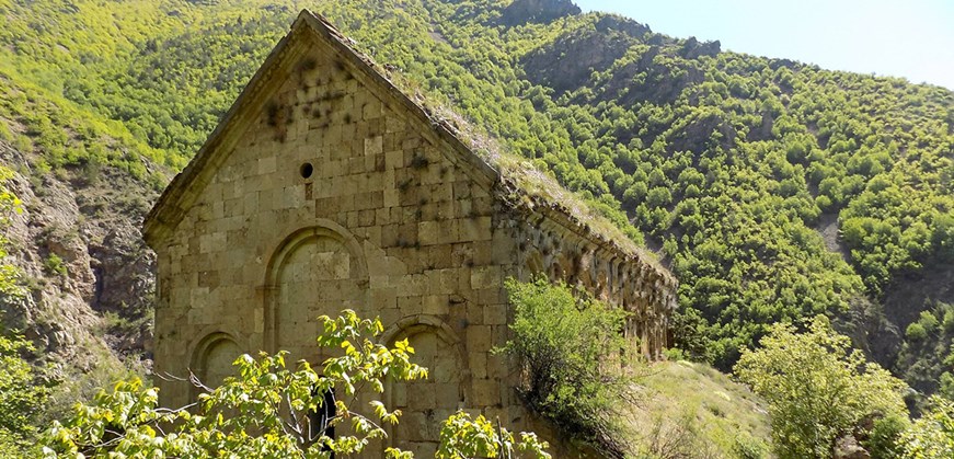 Otkhta Church (Dort Kilise)