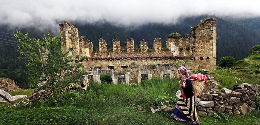 Santa Ruins (Santa Harabeleri)